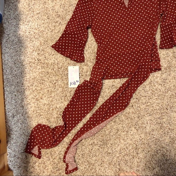 Red tie bow shirt - Picture 6 of 7